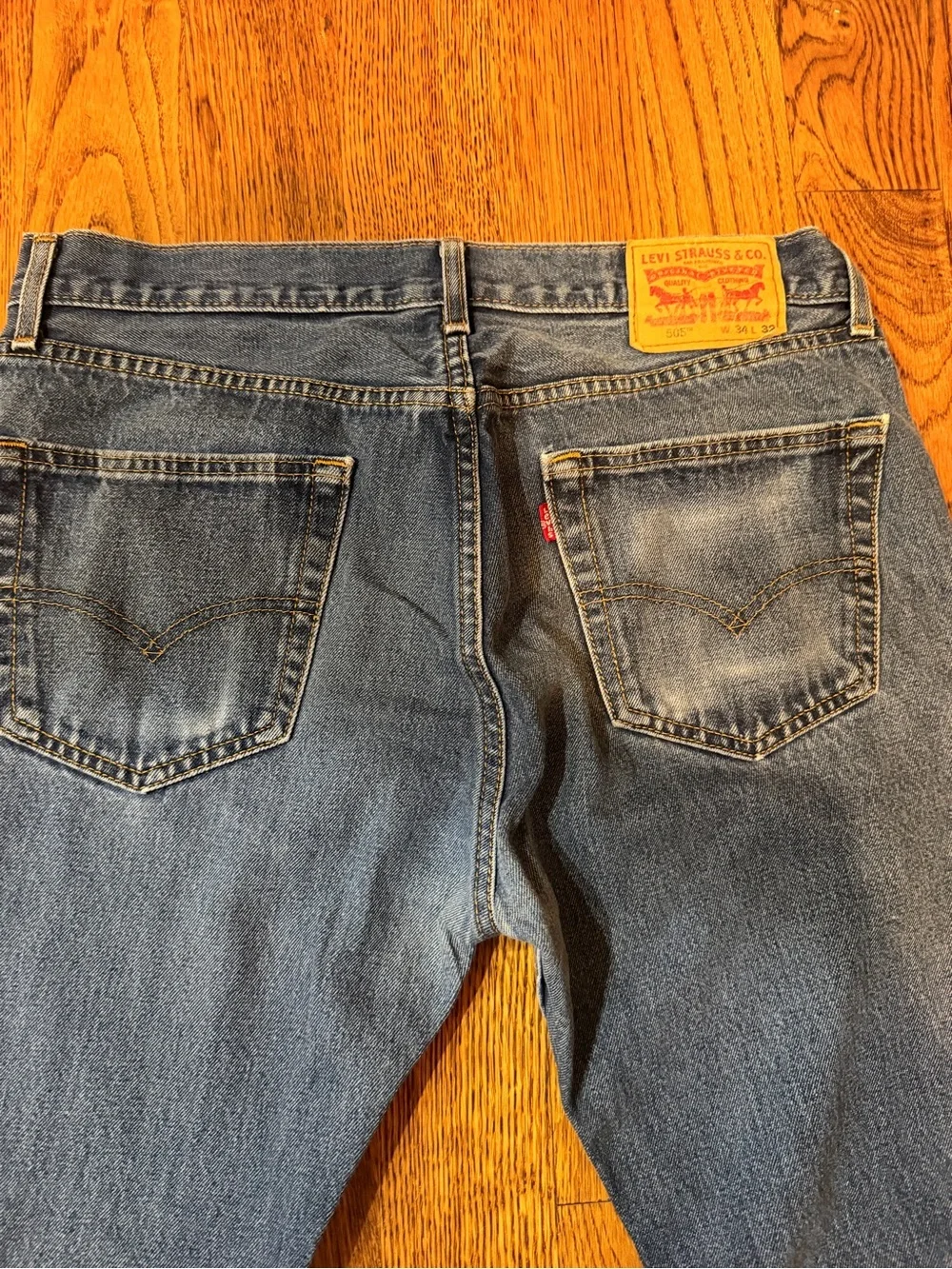 Levi's 505 Men's Straight Leg Denim Jeans in Faded Blue